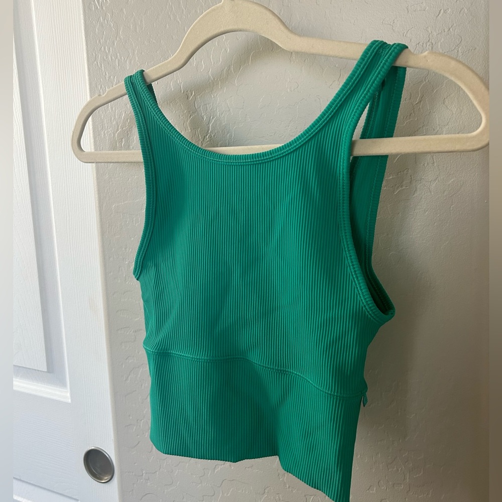 lululemon power pivot tank - size 4 maldives green
